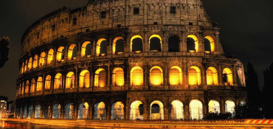 7028895-the-colosseum-rome-italy